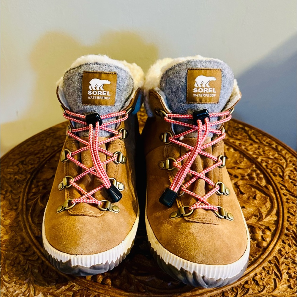 SOREL - UNISEX-CHILD YOUTH OUT N ABOUT CONQUEST SHELL BOOT